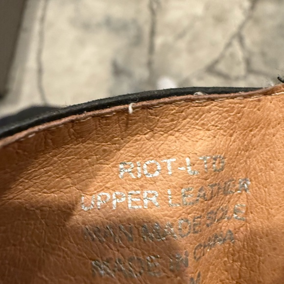 Chic Black Lace-Up Platform Boots - Picture 10 of 11